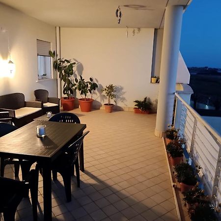 Armareaoverseassuites 1 Ф'юмічіно Екстер'єр фото