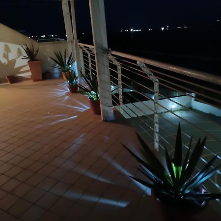 Armareaoverseassuites 1 Ф'юмічіно Екстер'єр фото