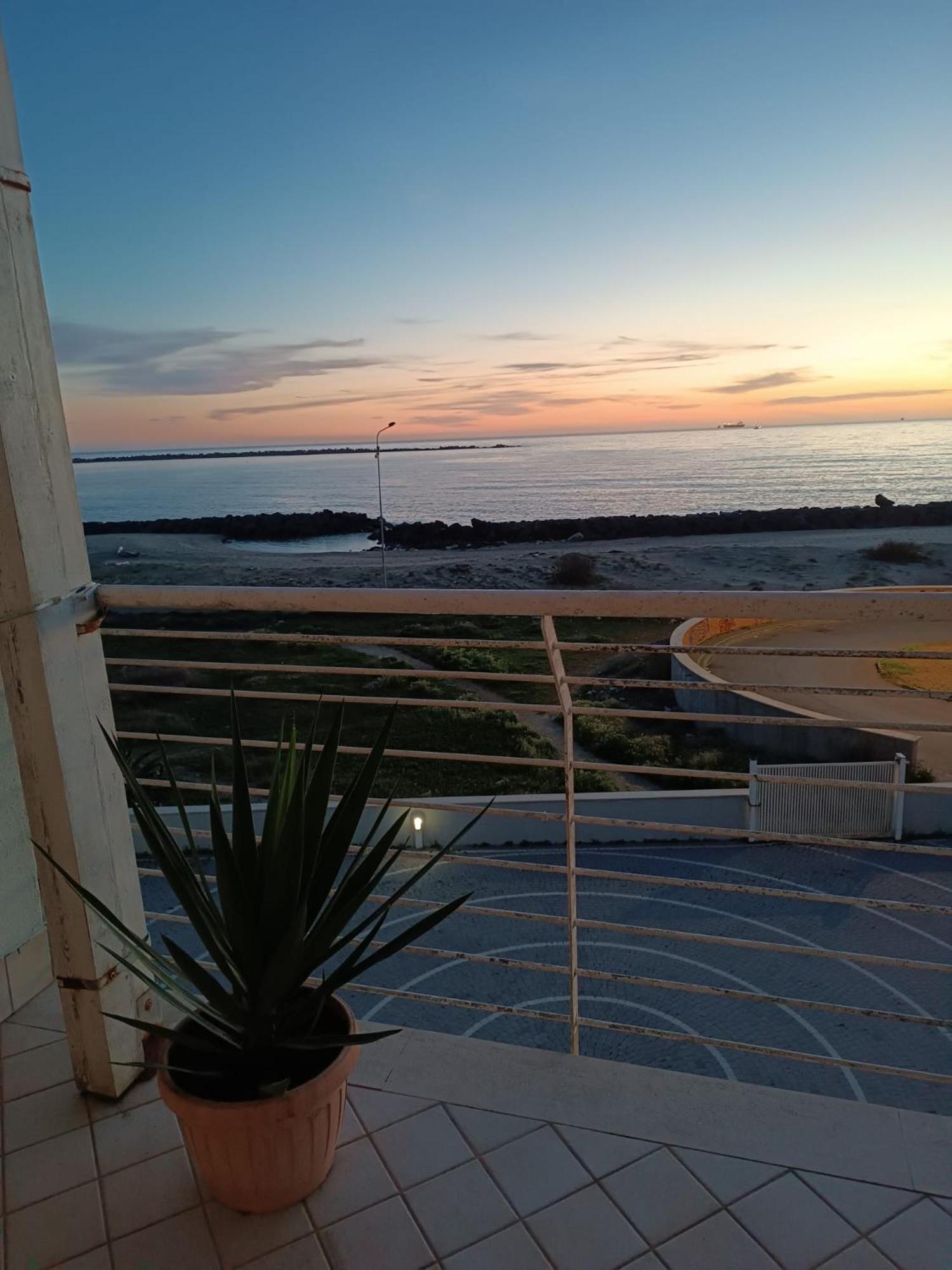 Armareaoverseassuites 1 Ф'юмічіно Екстер'єр фото